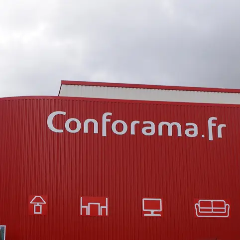 Enseigne Conforama
